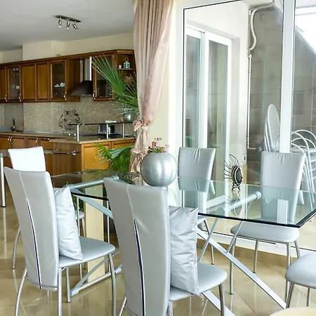Spacious 2-bd Amazing Beachfront View - Port * Варна