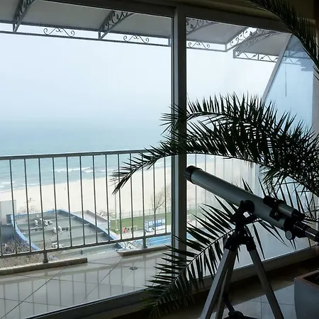 Spacious 2-bd Amazing Beachfront View - Port * Варна