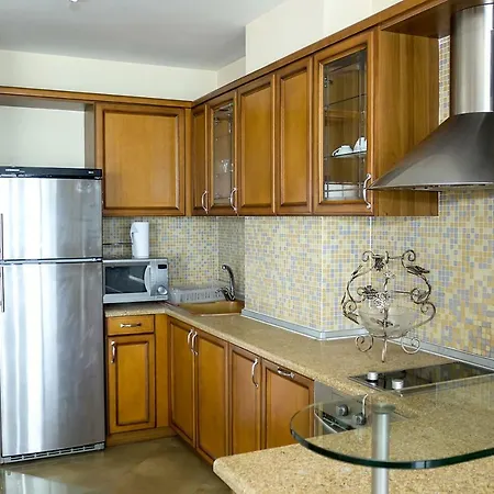 Spacious 2-bd Amazing Beachfront View - Port Апартамент